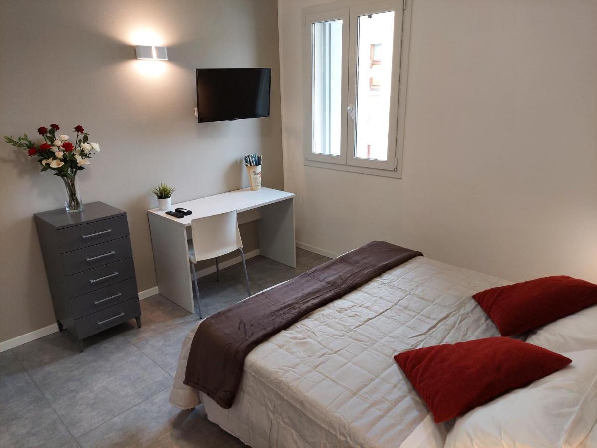 Residenza Delizia Camere & Appartamenti "Residenze Del Cuore" Verona Eksteriør bilde