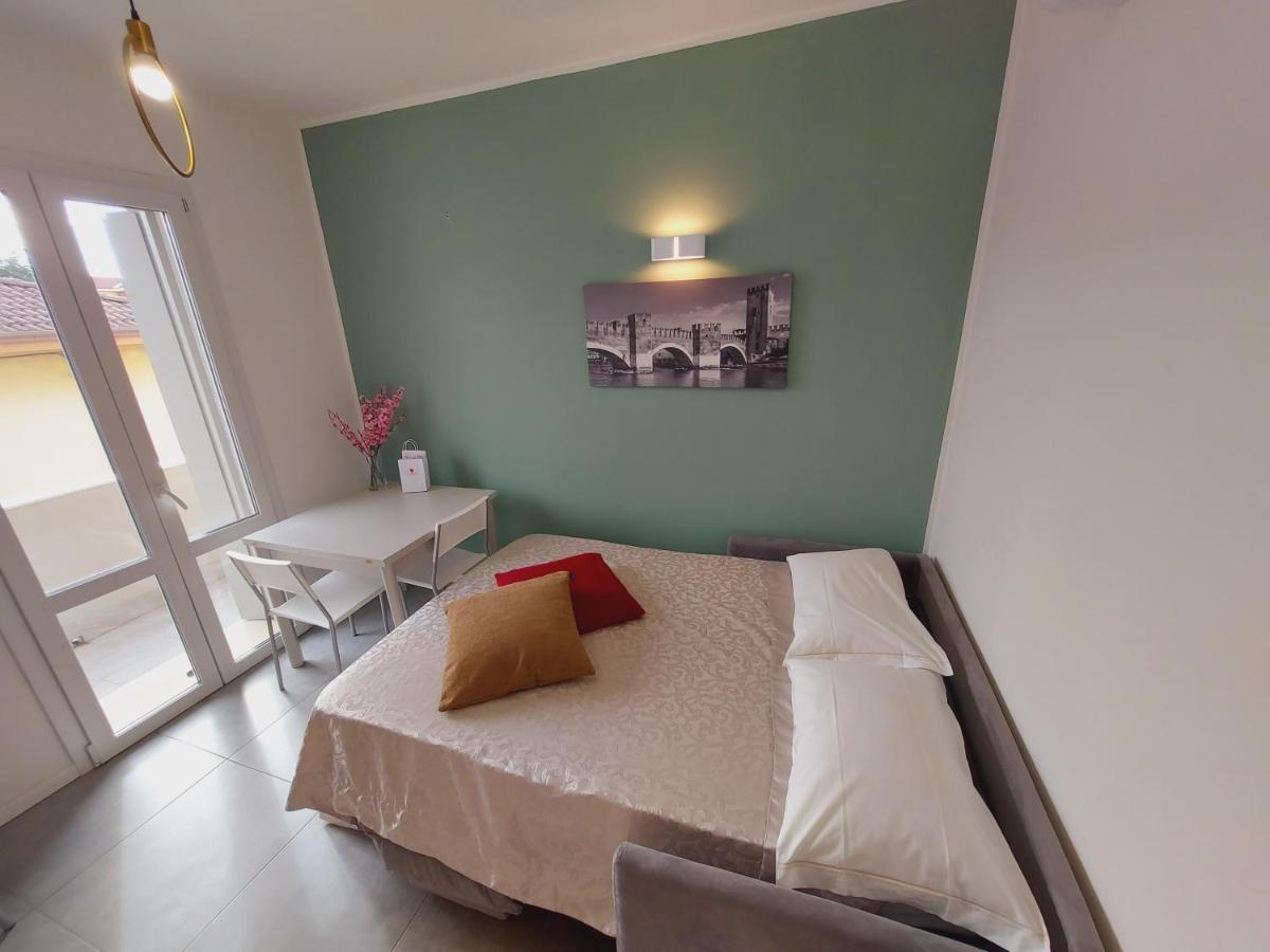 Residenza Delizia Camere & Appartamenti "Residenze Del Cuore" Verona Eksteriør bilde
