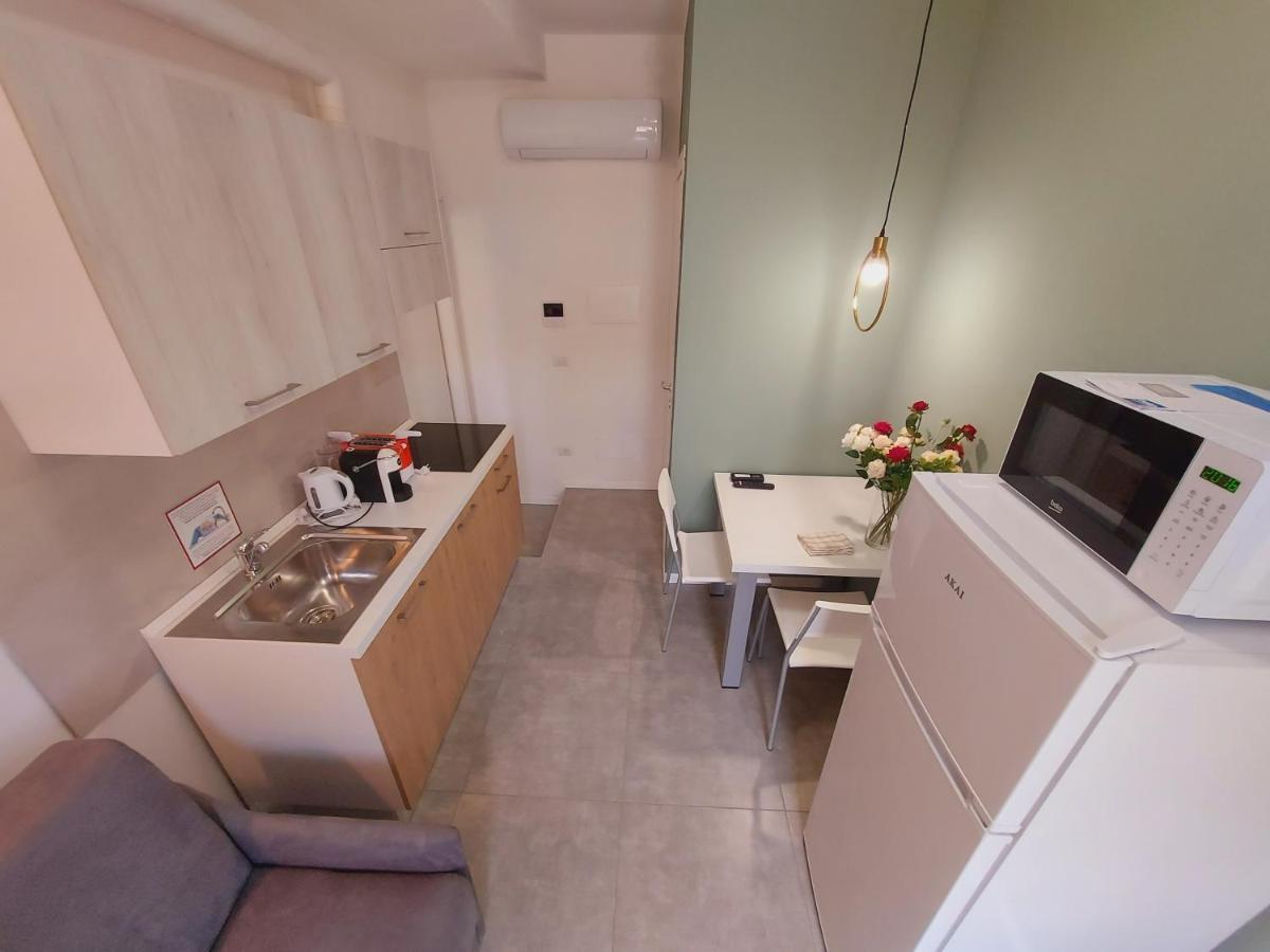 Residenza Delizia Camere & Appartamenti "Residenze Del Cuore" Verona Eksteriør bilde