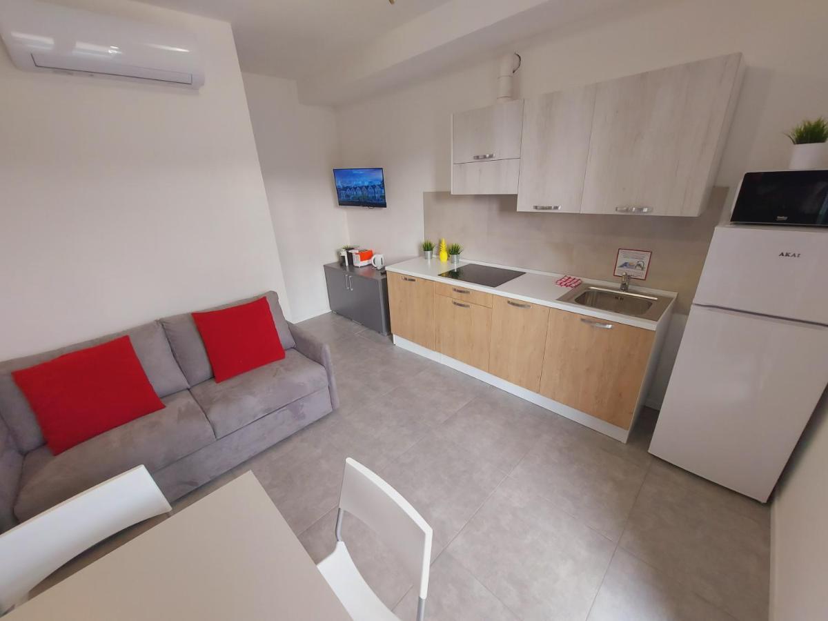 Residenza Delizia Camere & Appartamenti "Residenze Del Cuore" Verona Eksteriør bilde