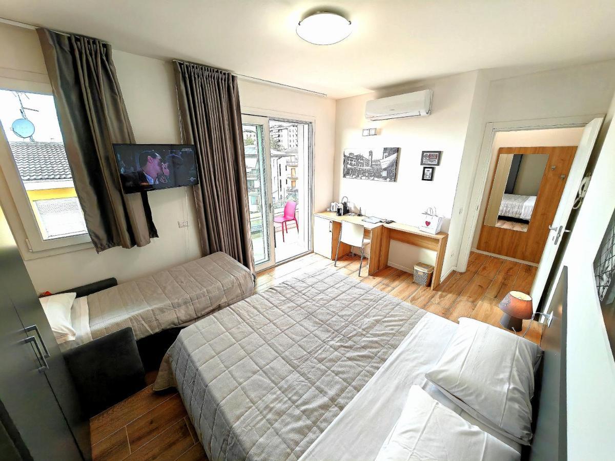 Residenza Delizia Camere & Appartamenti "Residenze Del Cuore" Verona Eksteriør bilde